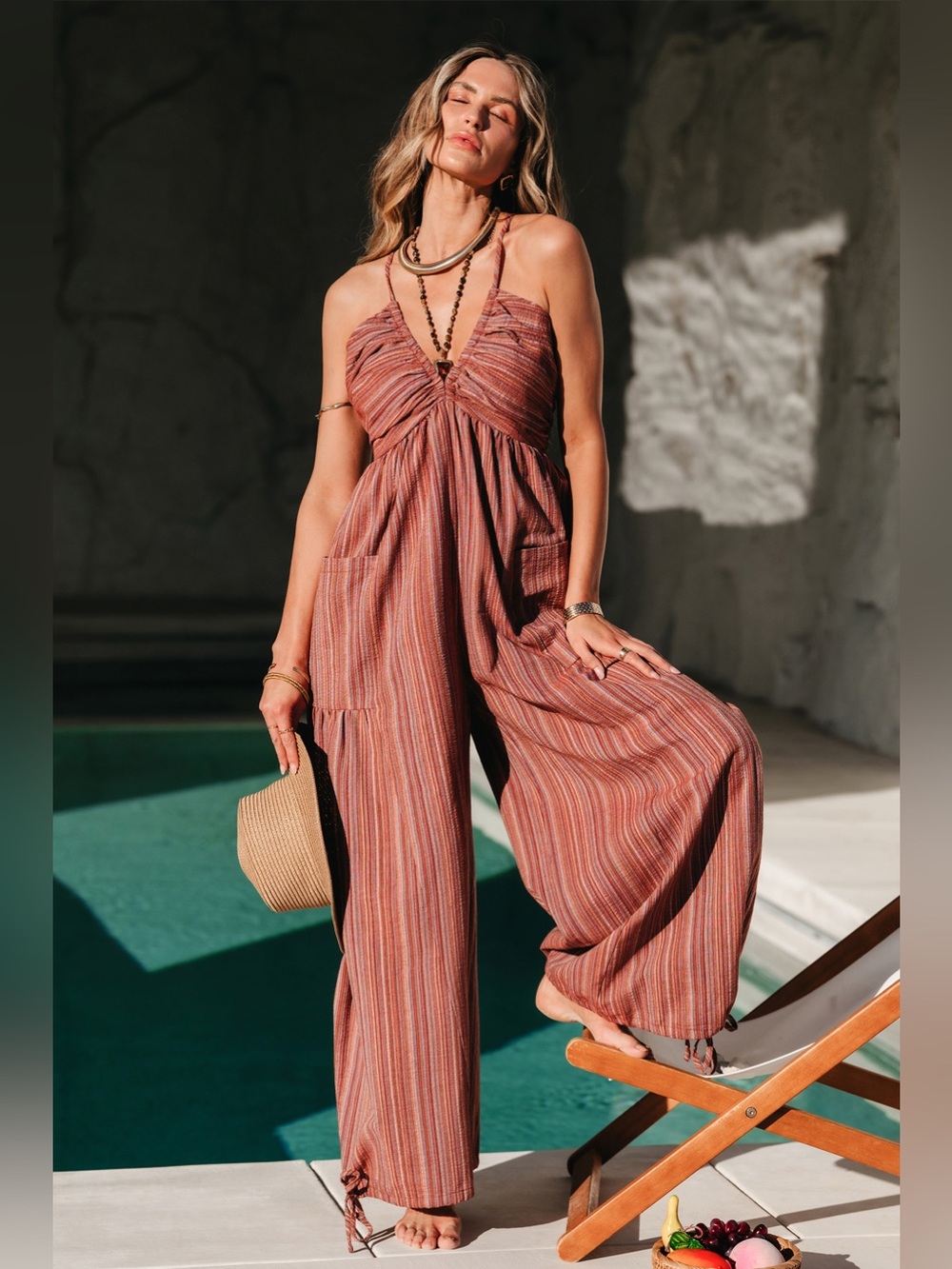 CUPSHE STRIPED PLUNGE LOOSE LEG JUMPSUIT size S